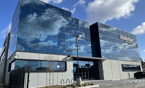 Justman Packaging & Display