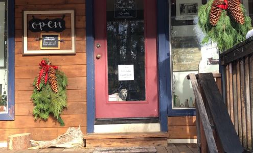 High Sierra Framing + Gallery Arnold