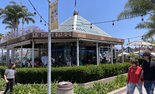 Sierra Crossroads Shopping Center