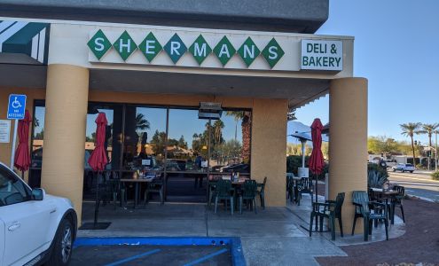 Plaza de Monterey Shopping Center