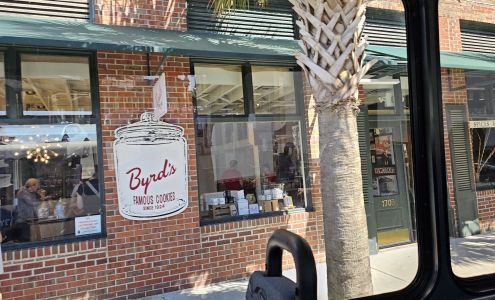 The Shops at The Charleston Place