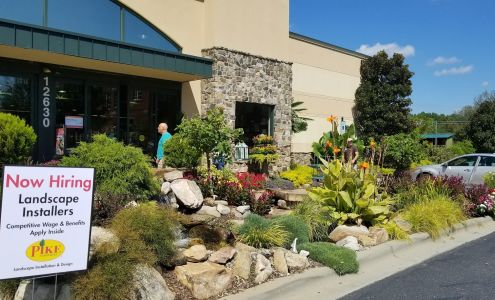 Toringdon Circle Shopping Center