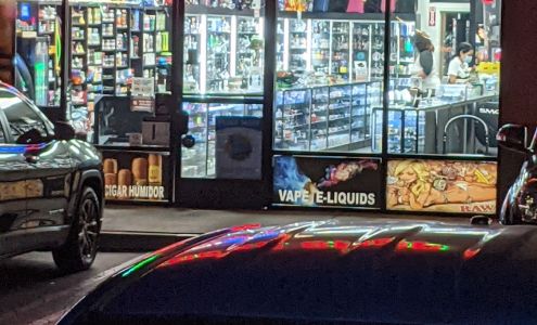 Golden Smoke Shop Vape & Cigars