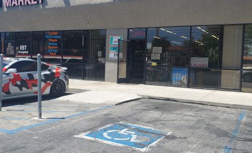 E’S SMOKE & VAPE MINI MART