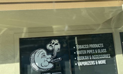 Leah's Smoke Shack - Smoke Shop in Naples