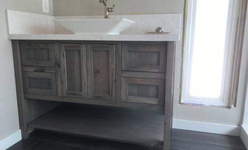 Van's Cabinets & Doors