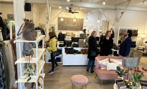 Blush Women's Boutique Anchorage