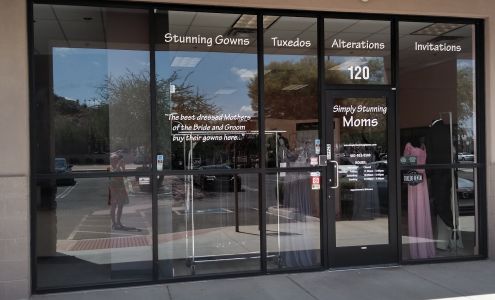 Simply Stunning Moms