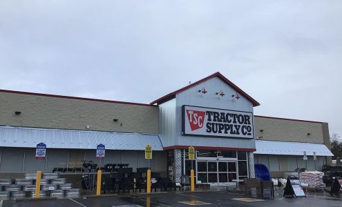 Tractor Supply Junction City