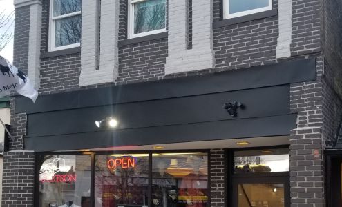 Los Potrillos Western Wear