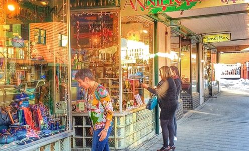 Annie Kaill's Gallery Gifts Framing