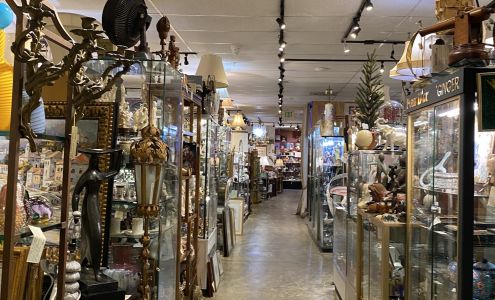 Chernysh Antiques, Fine Arts and Consignment