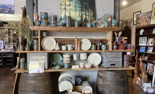 Lagniappe Frame Shoppe And Gifts