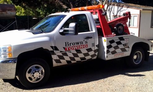 Brown's Towing