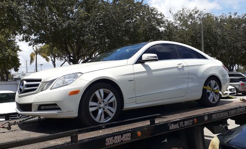 Ted & Stan's Towing Service