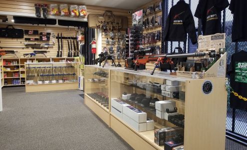 Dzuro's Guns & Accessories