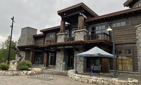 Mountain Center at Mammoth