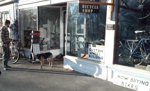 Green Light Bicycle Shop
