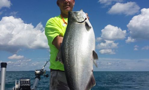 Jackpot Fishing Charters Winthrop Harbor