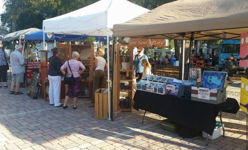 WineART Wednesdays at Downtown Lake Mary