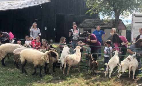 Benton Farm Agricultural Learning Center