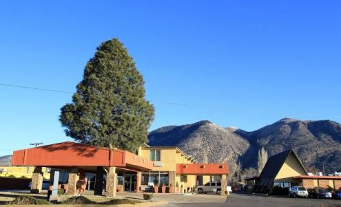 Best Western Pony Soldier Inn & Suites