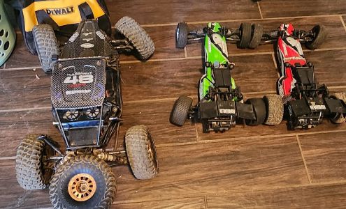 Do It Yourself hobbies LLC