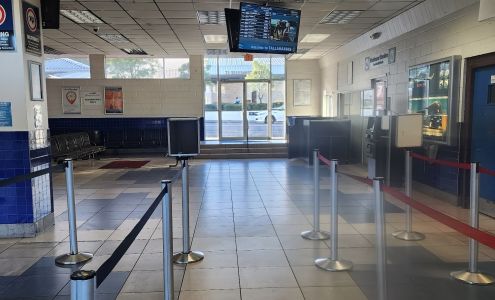 Greyhound: Bus Station