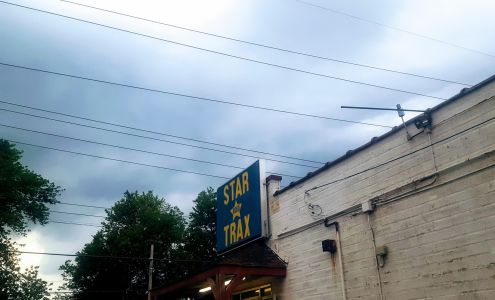 Star Trax Video & Tanning 2430 E 4th St, Owensboro Kentucky 42303