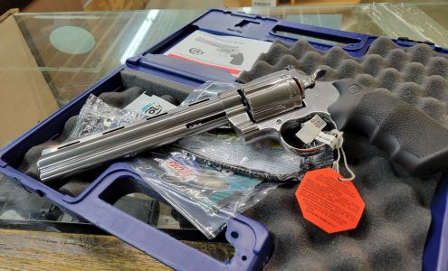 Off the Wall Firearms Garden City