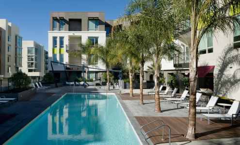 Loft House Apartments