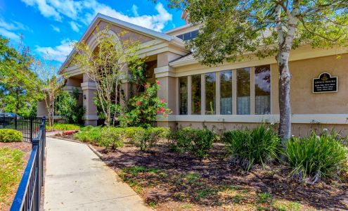 Spinnaker Reach Apartments