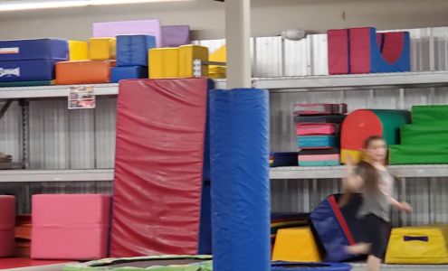 Candelaria Business Center