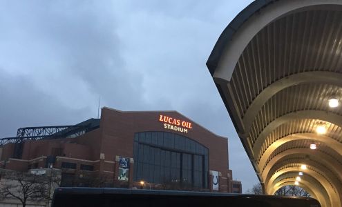 Greyhound: Bus Station