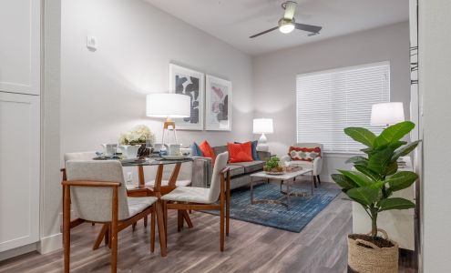 Luxe at Mile High Apartments