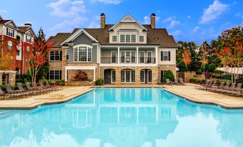 The Pointe at Suwanee Station