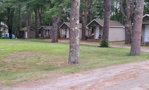 Busy Bee Cabins