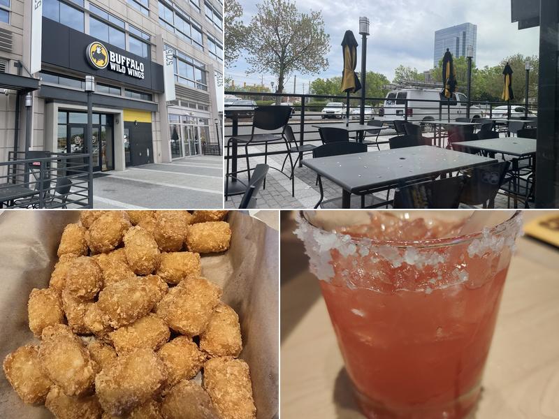 Buffalo Wild Wings 5275 VA-7 B, Bailey's Crossroads
