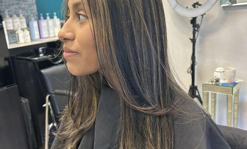 Pelo Salon