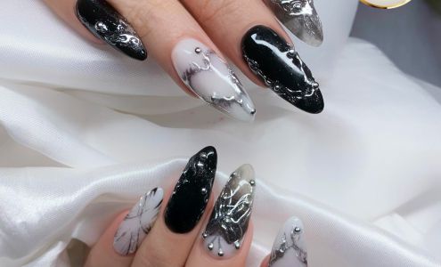 Pulse Nail Spa in Buford