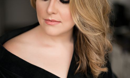 Renata Lynette Beauty