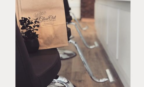 Glowout Blow Dry Bar 770 Shoppes Blvd, North Brunswick New Jersey 08902