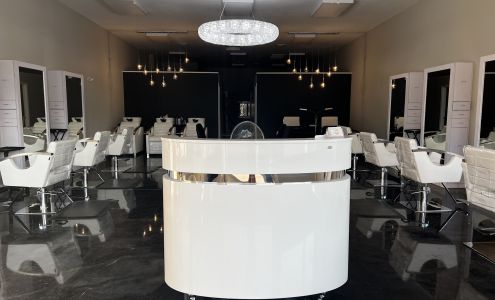 Elle & Co Salon