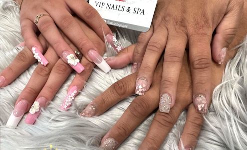 VIP Nails