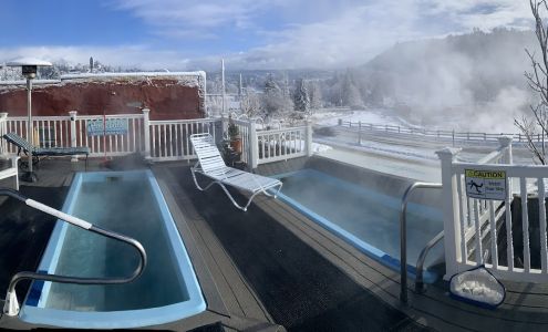 Overlook Hot Springs