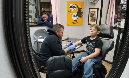 Black Bar Tattoo 2725 E Lakin Dr #6, Flagstaff Arizona 86004