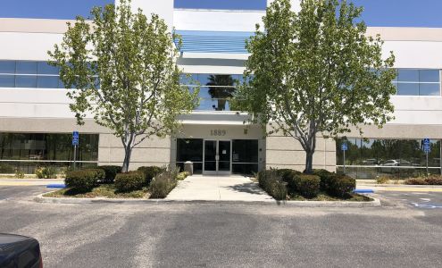 Younique Cosmetic Surgery Center & Medical Spa - Oxnard