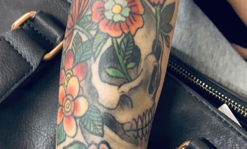 Village Moon Tattoo & Body Piercing