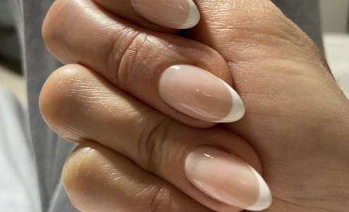 Yen Nails - Best Waxing, Spa And Nail Salon Near You in Aurora ON