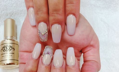 Binh's Nails Emerald Hill
